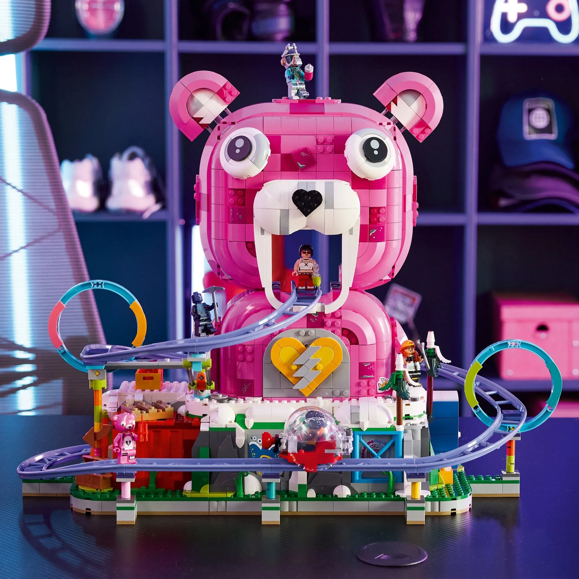 Конструктор LEGO Fortnite 77082 Пещера веселья