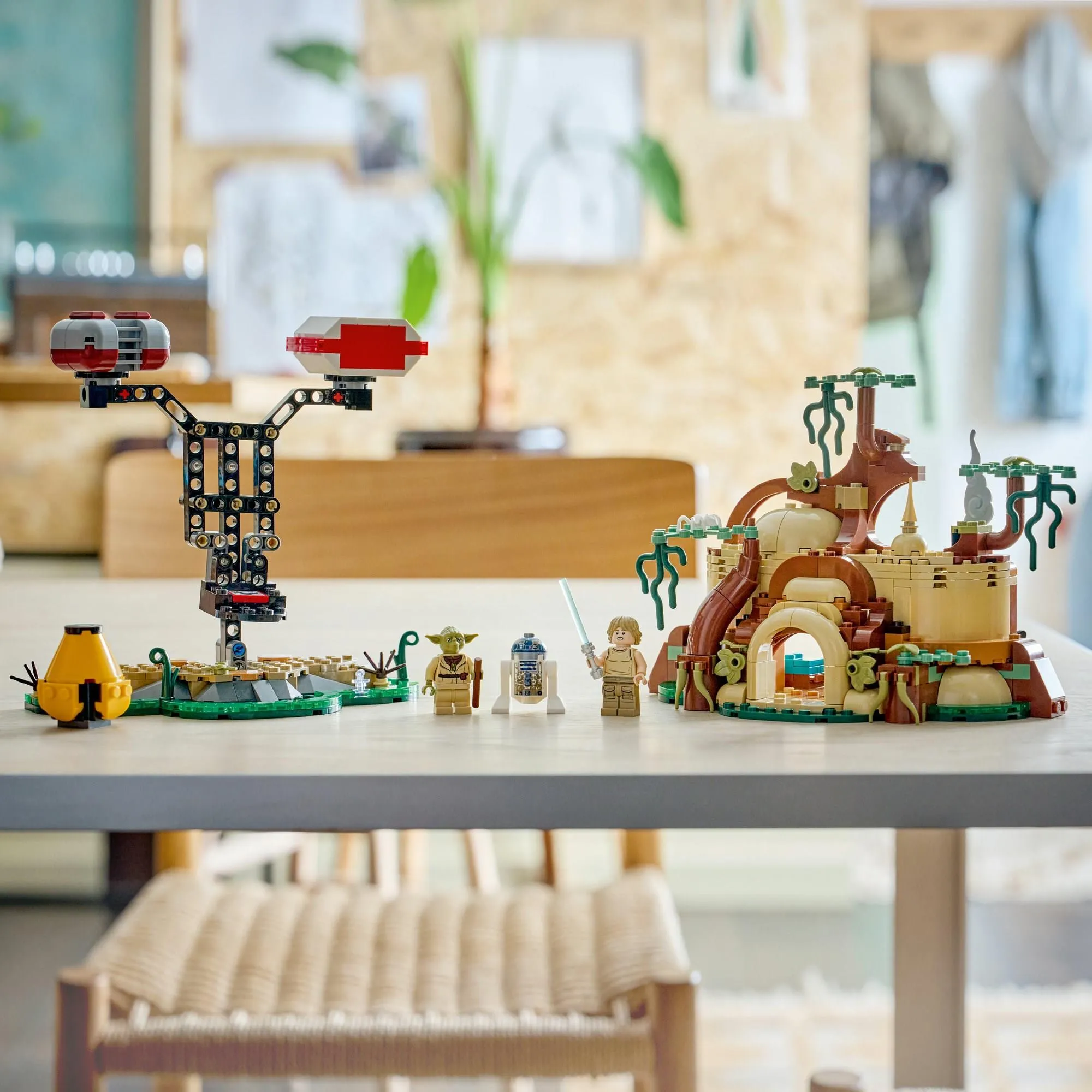 LEGO Star Wars 75422 Хижина Йоды (SMART Play)