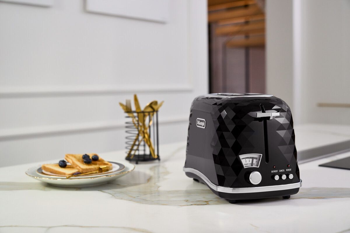 Тостер De'Longhi CTJ 2103.BK Brillante, черный