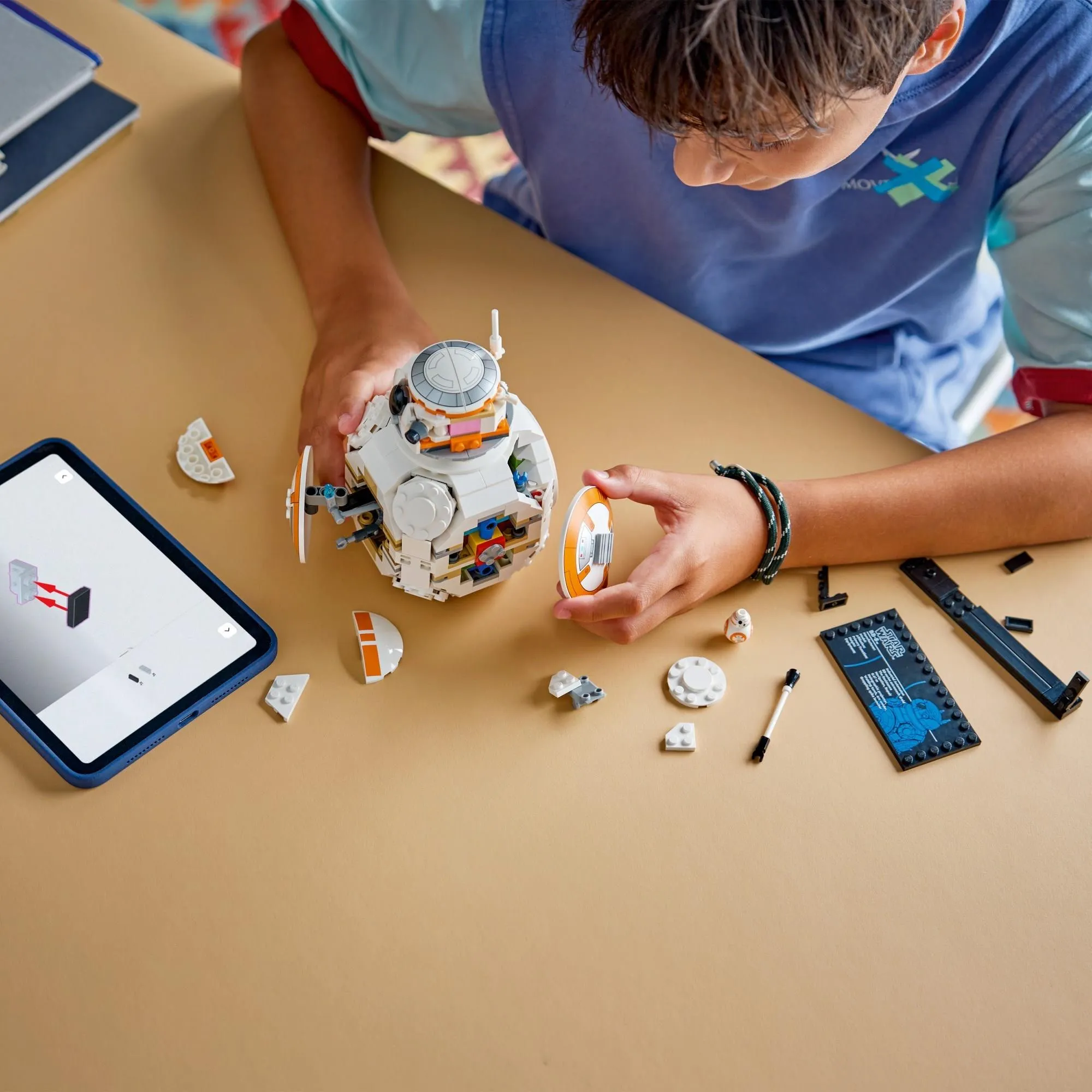 Конструктор LEGO Star Wars 75452 Дроид-астромеханик BB-8