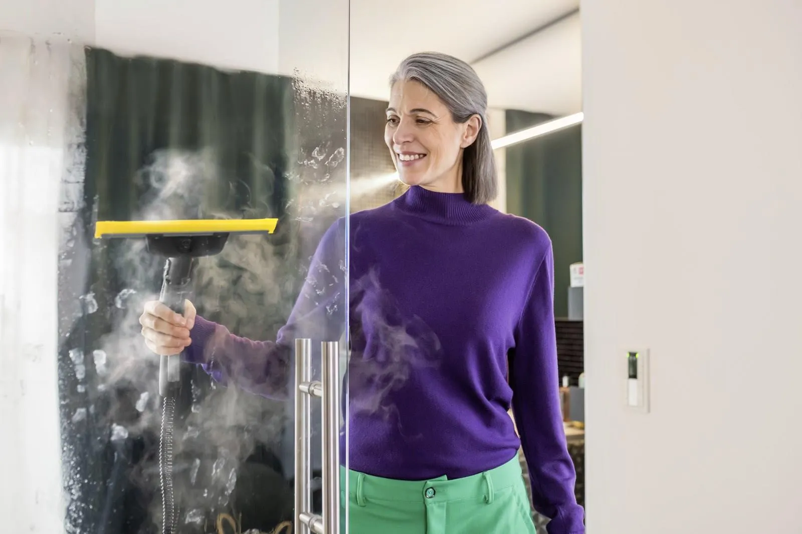 Пароочиститель Karcher SC 5 EasyFix Iron Select Bath Edition 1.512-666.0