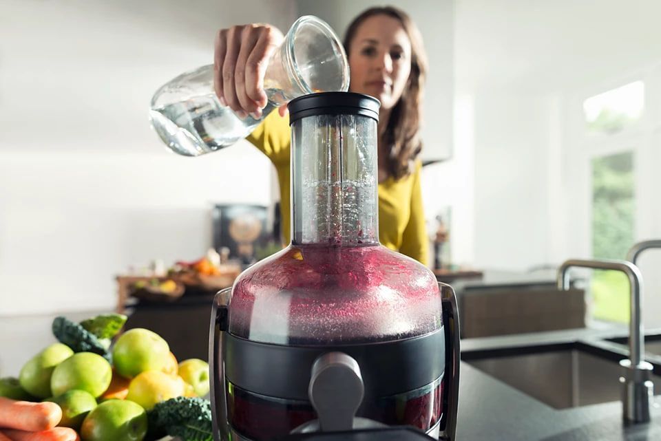 Центробежная соковыжималка Philips HR1919/70 Avance Collection, черный