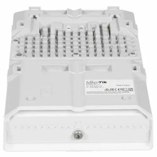 PoE-роутер-свитч MikroTik netPower 16P (CRS318-16P-2S+OUT)