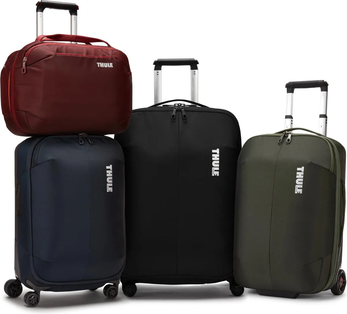 Средний чемодан Thule Subterra 63 см, красный