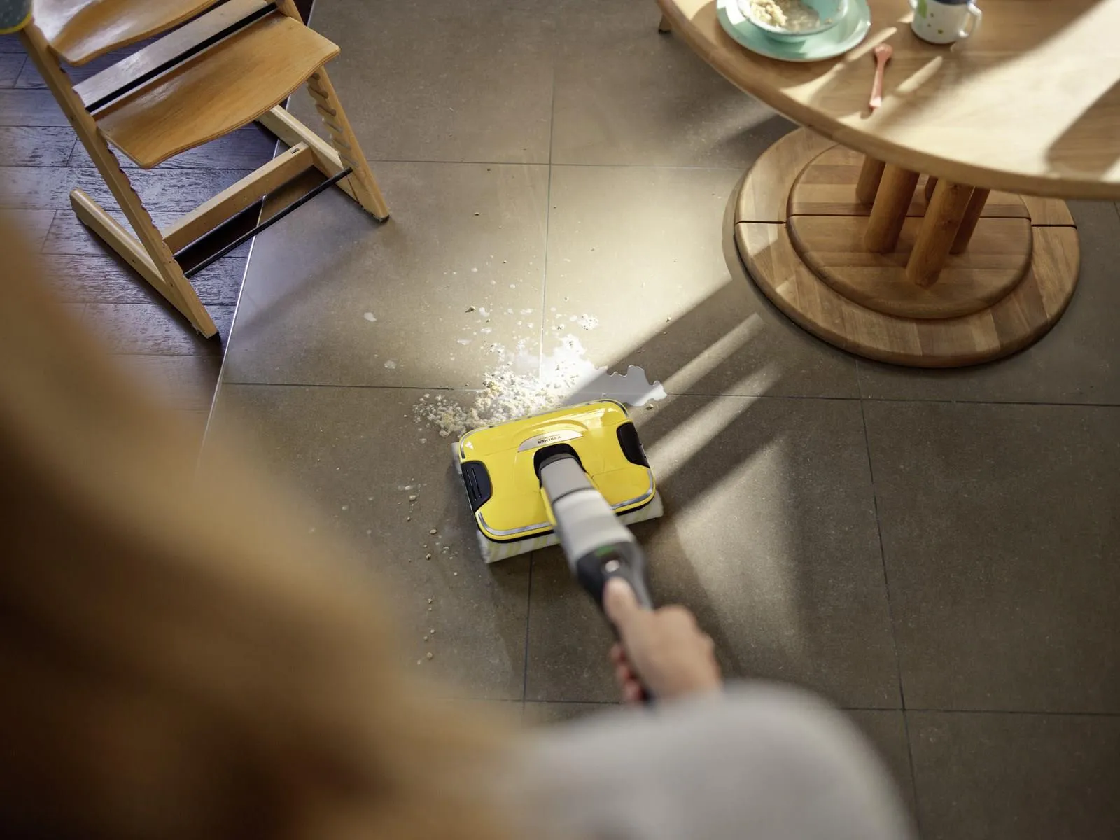 Пароочиститель KARCHER FC 7 1.055-730.0