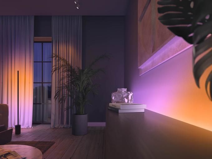 Удлинитель светодиодной ленты Philips Hue Gradient lightstrip extension 1 m (929002995001)