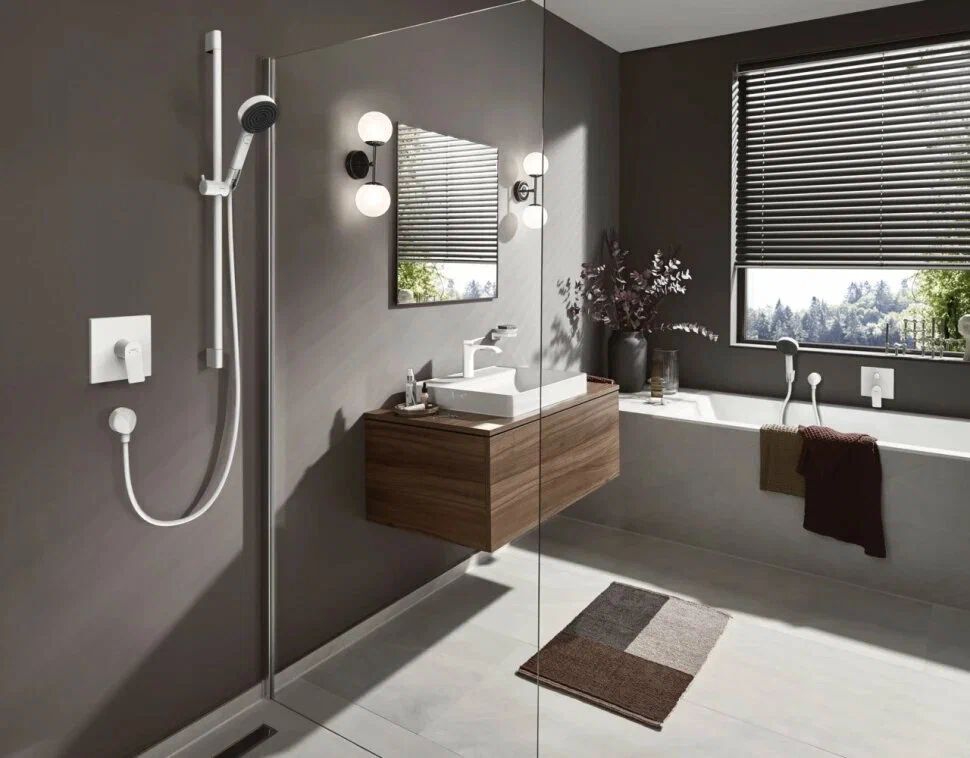 Смеситель Hansgrohe Vivenis 75022700 для раковины, однорычажный, излив 110, матовый белый