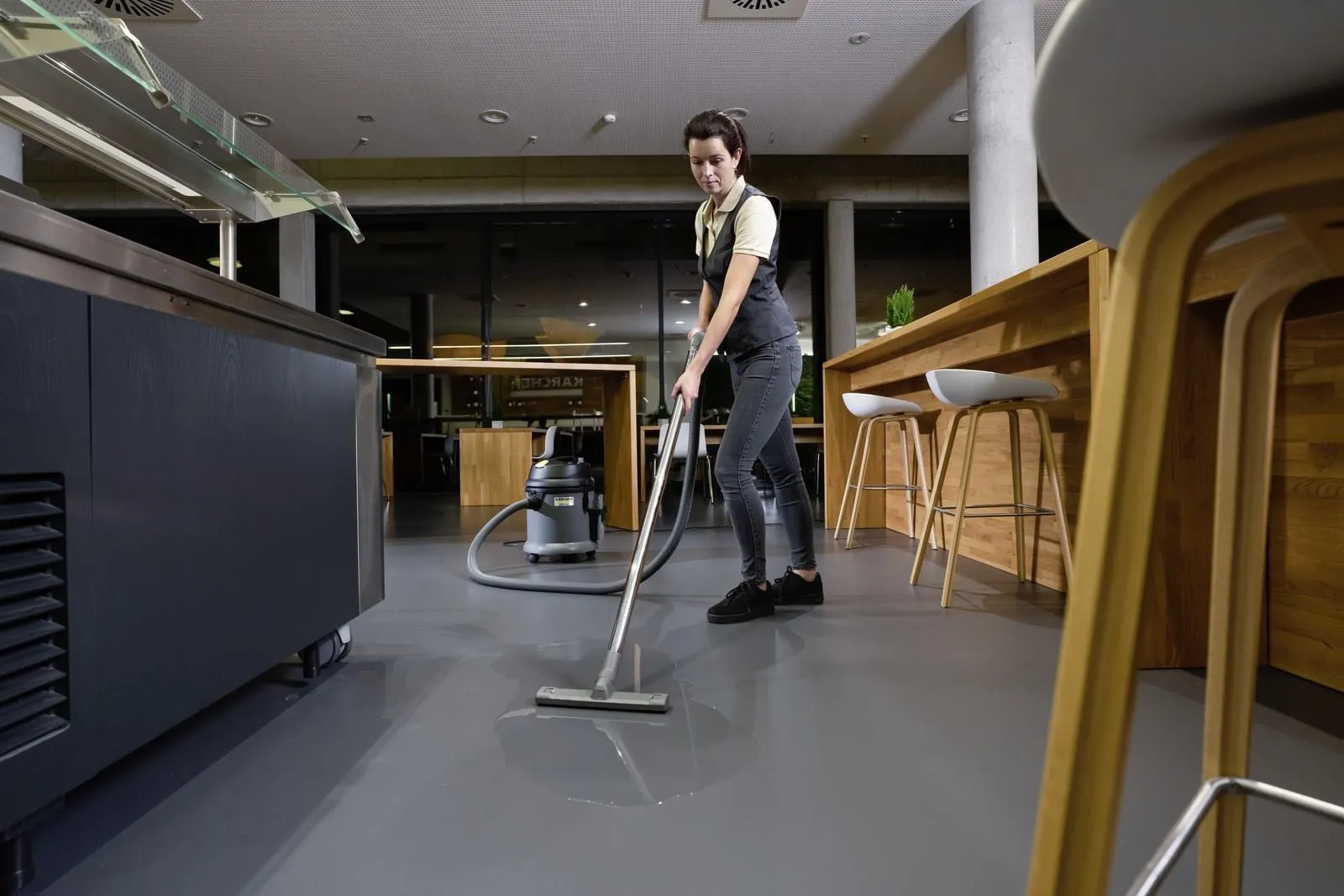 Пылесос KARCHER NT 27/1 1.428-500.0