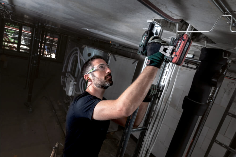 Гайковёрт ударный аккумуляторный Metabo SSW 18 LTX 300 BL 602395840 в кейсе MetaLoc II без акб и ЗУ
