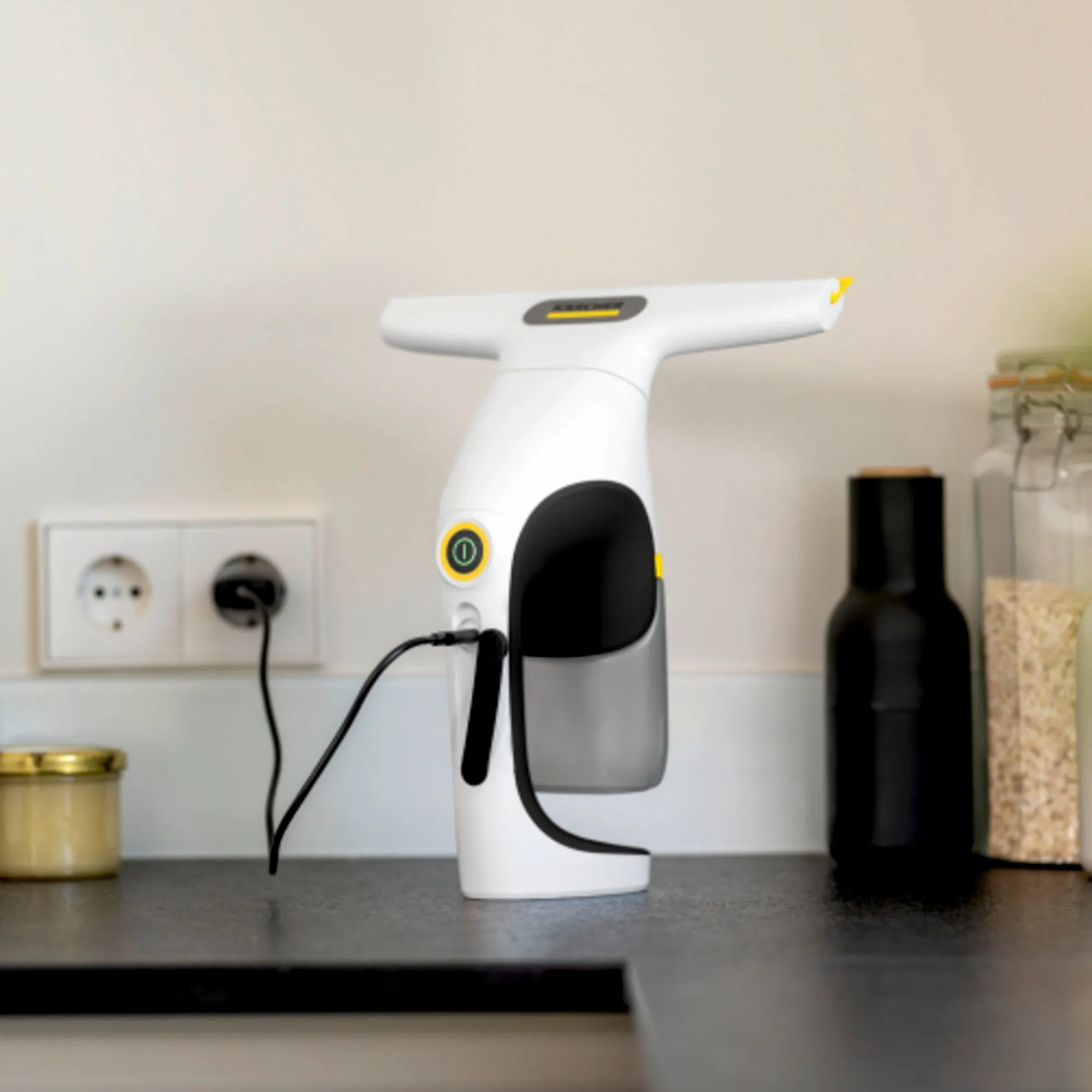 Стеклоочиститель Karcher WV 1 Compact Precision 1.633-689.0