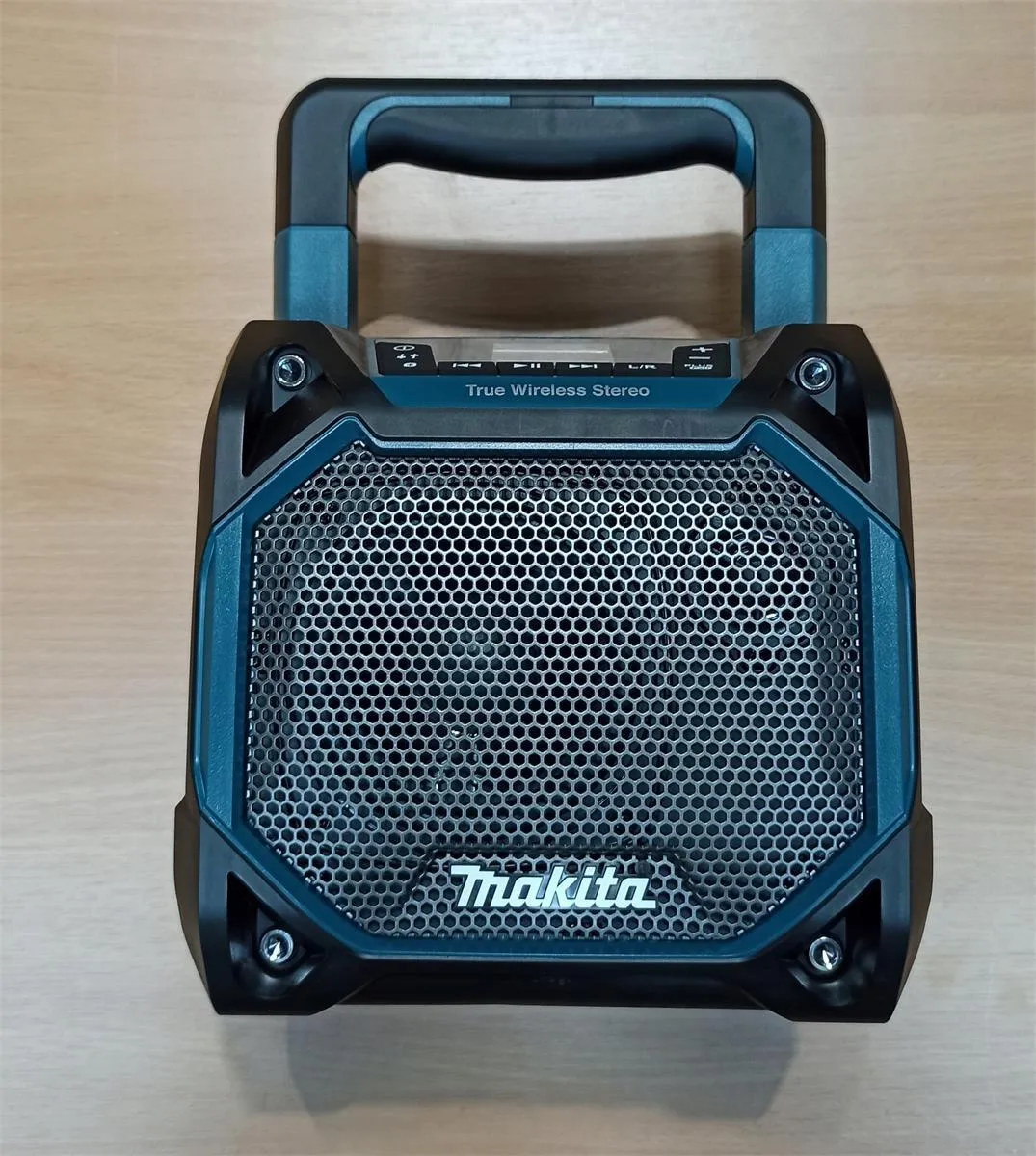 Строительное радио Makita DMR203 7,2–18 В LXT, без АКБ и ЗУ