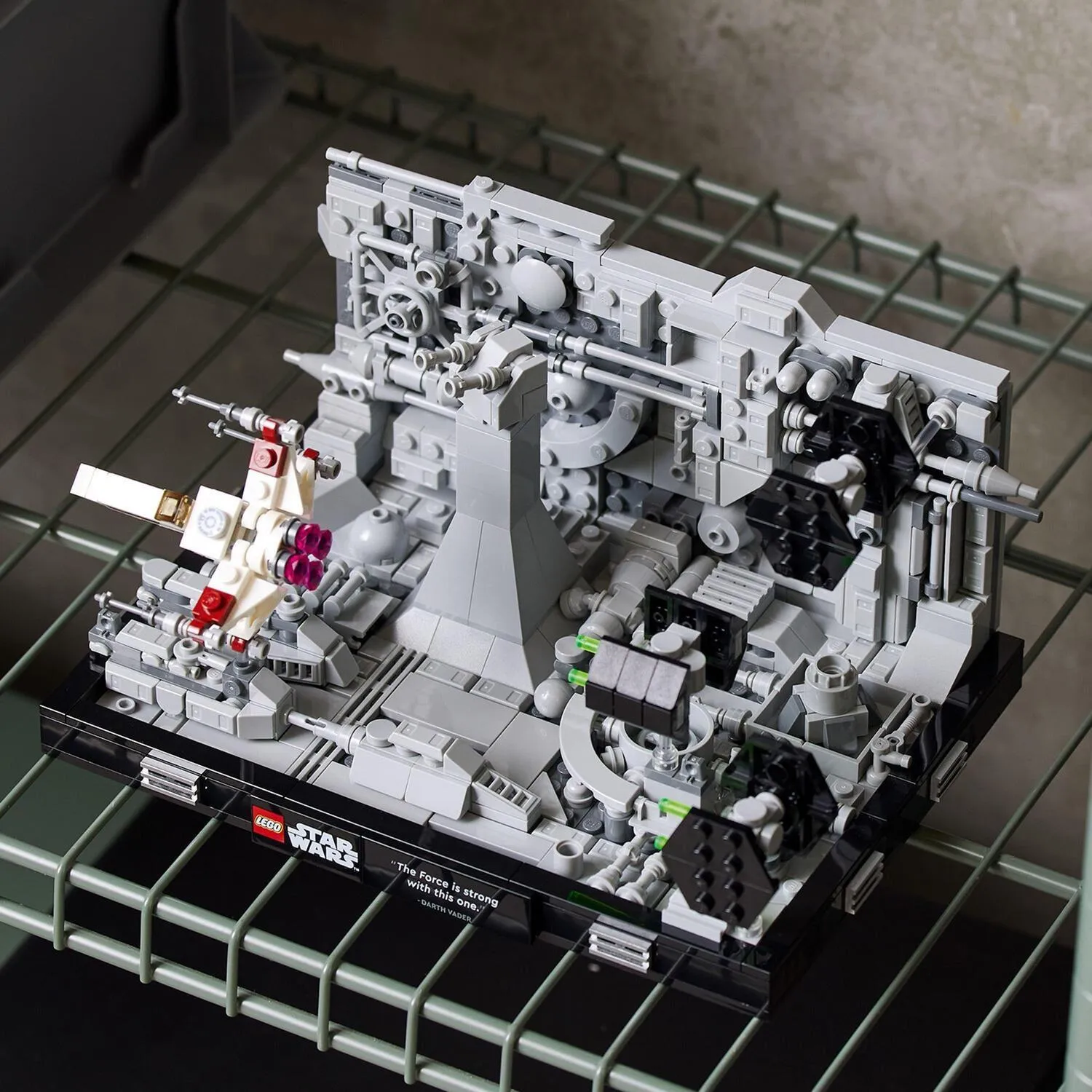 LEGO Star Wars 75329 Диорама: Траншея Звезды Смерти