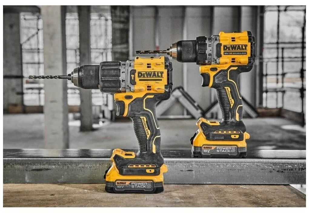 Аккумуляторная дрель-шуруповерт DeWALT DCD800E1T