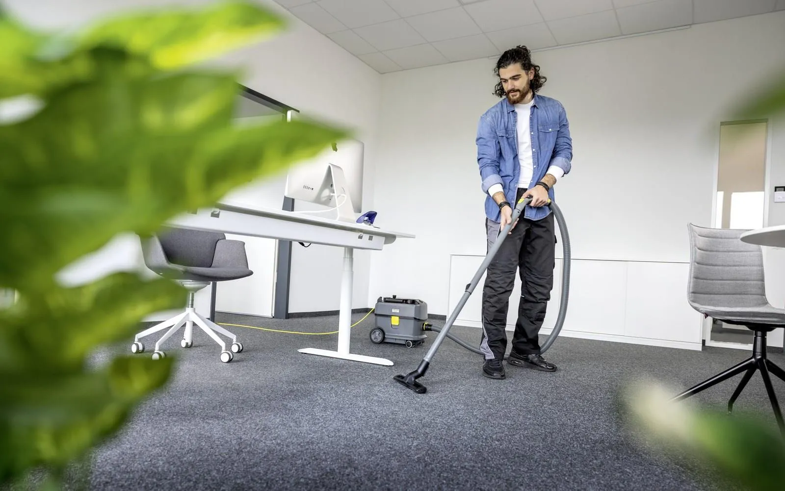 Пылесос сухой уборки Karcher T 10/1 Adv 1.527-308.0