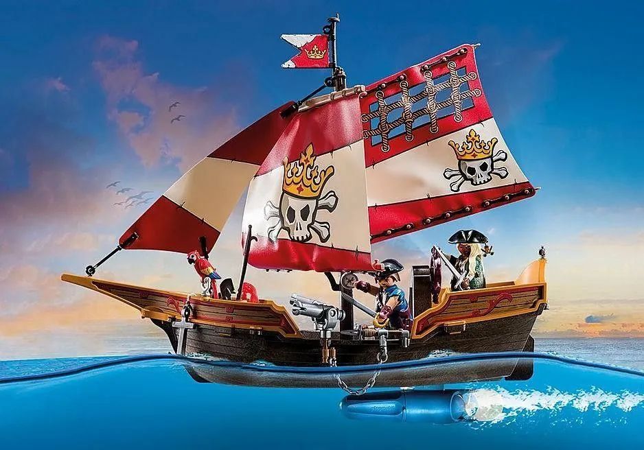 Пластиковый конструктор Playmobil Пираты 71418 Пиратский Корабль