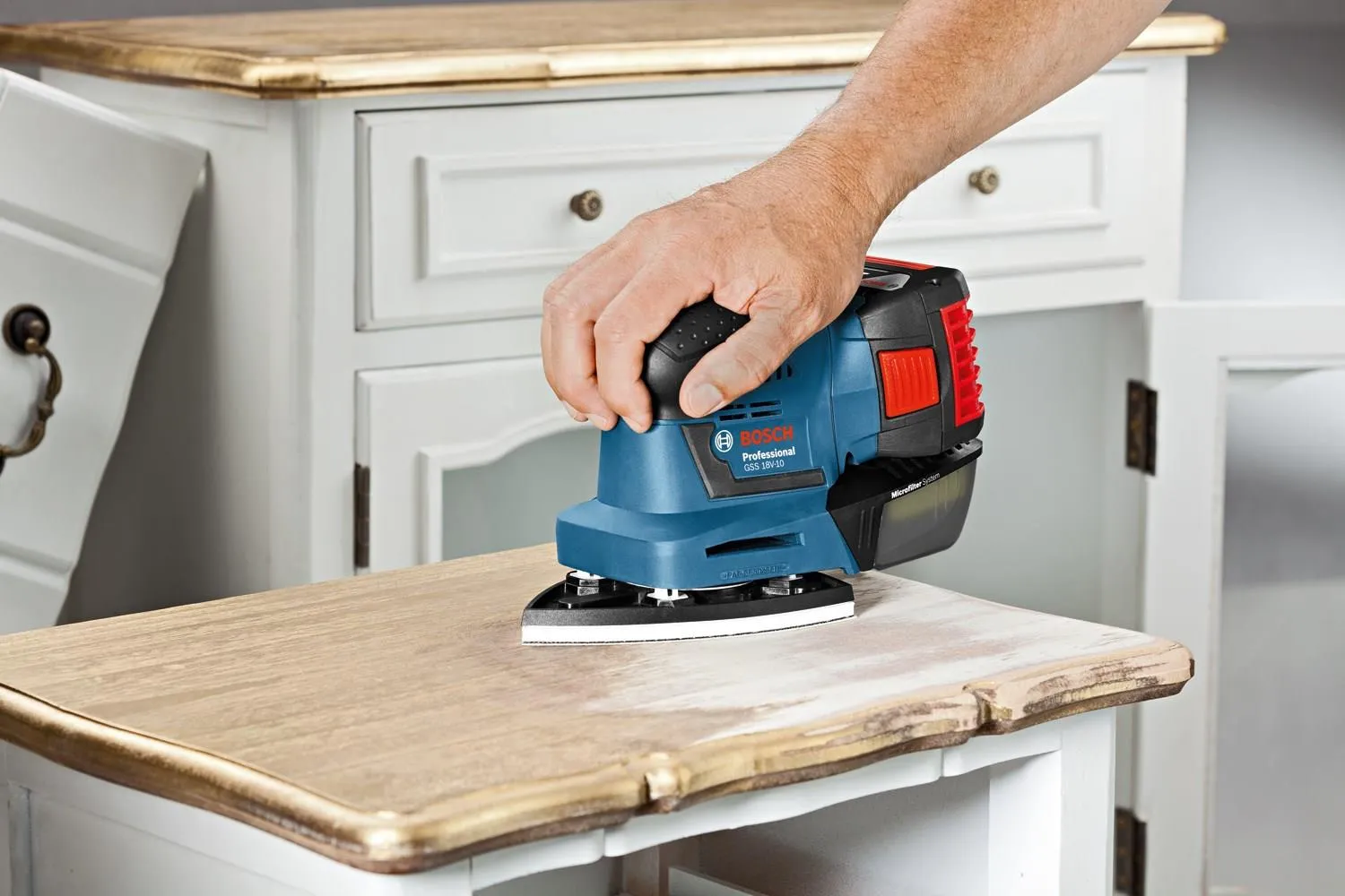 Аккумуляторная ленточная шлифовальная машина Bosch GSS 18V-10 Professional 06019D0200
