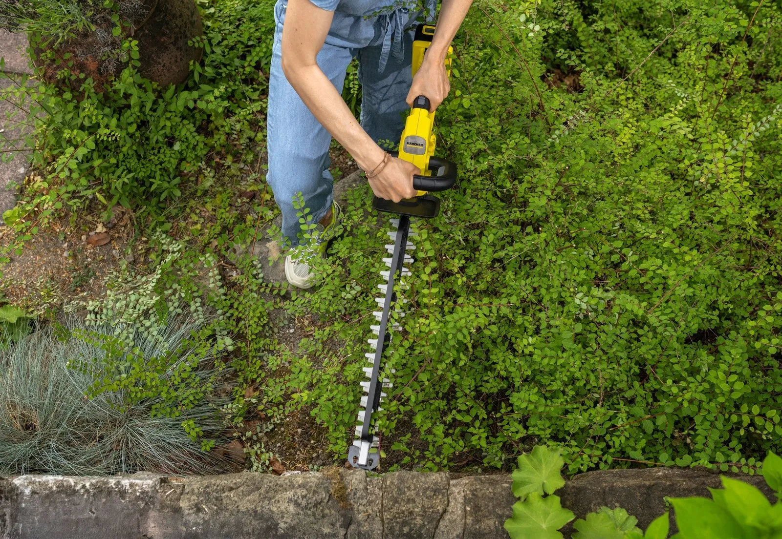 Аккумуляторный кусторез Karcher HGE 3-18 1.445-610.0