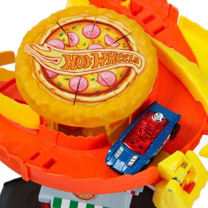 Набор игровой Hot Wheels Крутая пицца Атака кобры HTN81
