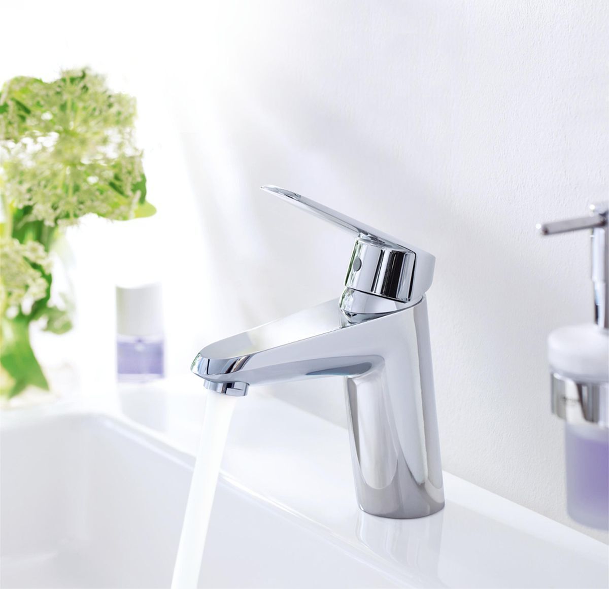 Смеситель для раковины (умывальника) Grohe Eurodisc Cosmopolitan 3246920E хром