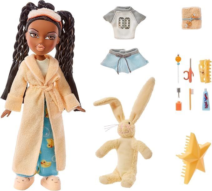 Bratz Вечеринка с ночёвкой - Модная кукла Саша - 2 комплекта пижам, плюшевая игрушка и аксессуары