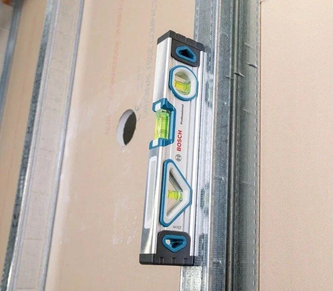 Набор инструментов в кейсе Bosch 13el. Professional 0615990N2S