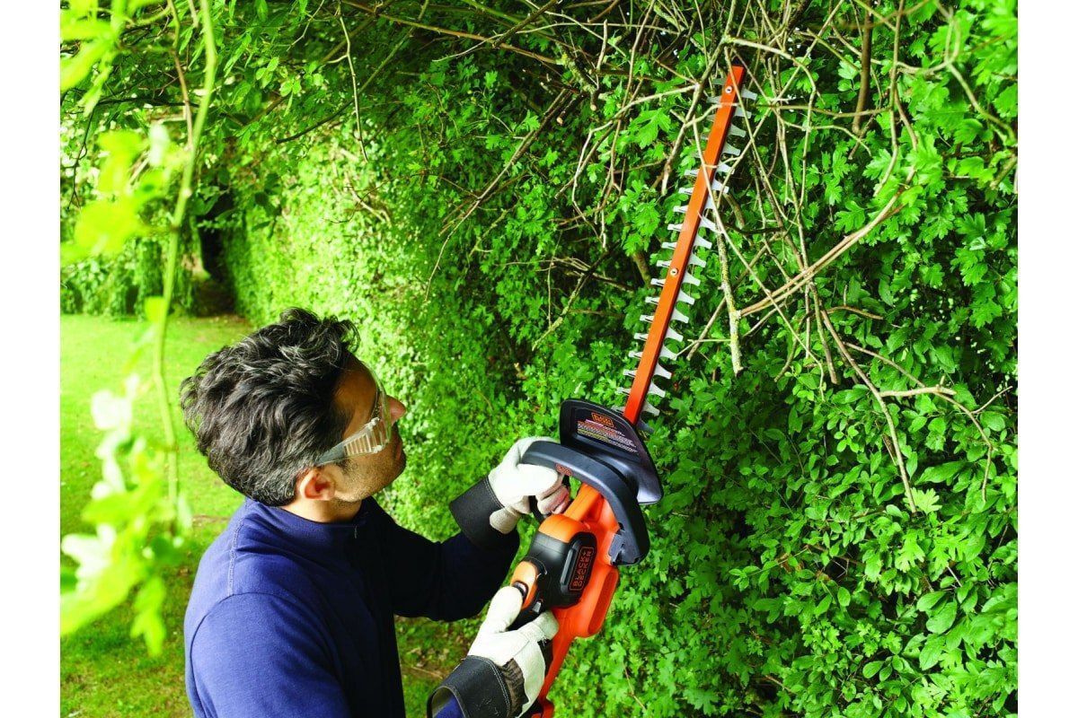 Электрический кусторез аккумуляторный BLACK+DECKER GTC18452PC, 2 А ч, 18 В