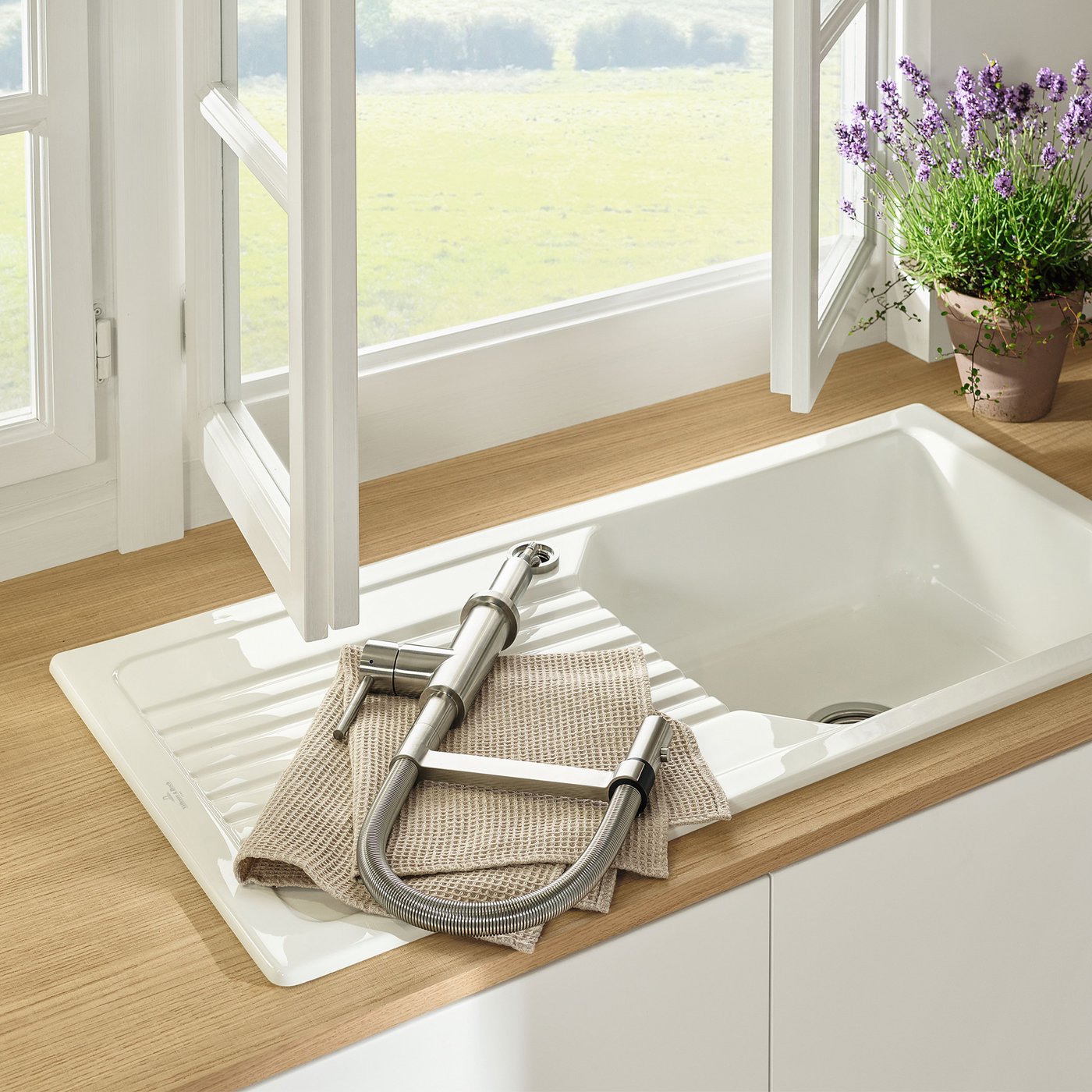 Смеситель для кухни Villeroy & Boch Steel Expert матовая нержавеющая сталь 929900LC
