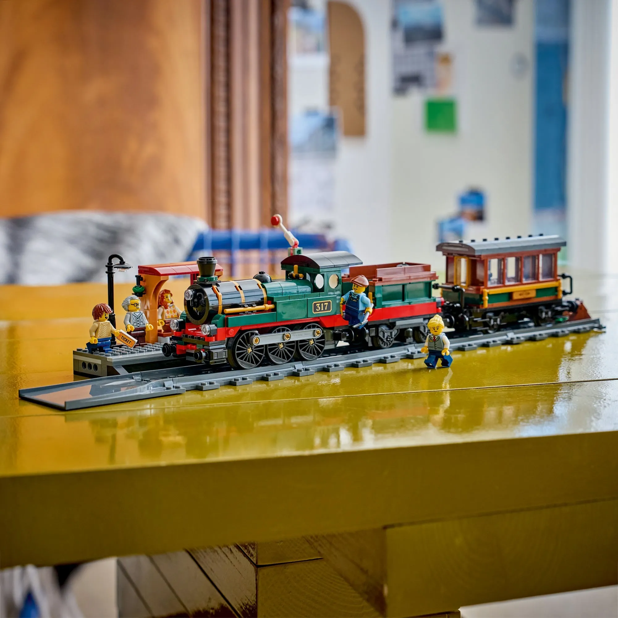 Конструктор LEGO City 60511 Ретро-поезд с паровозом