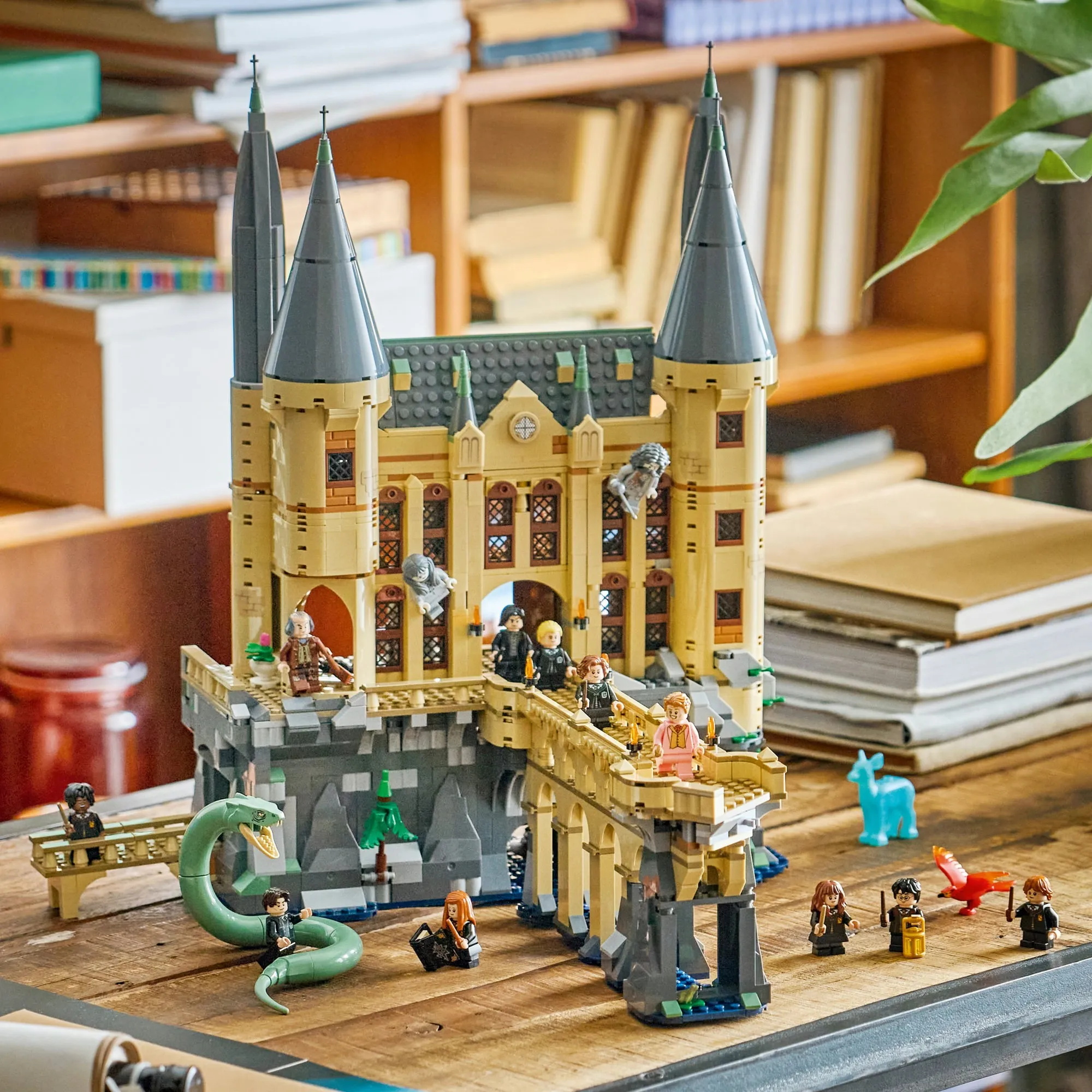 Конструктор LEGO Harry Potter 76473 Замок Хогвартс: Восточное крыло