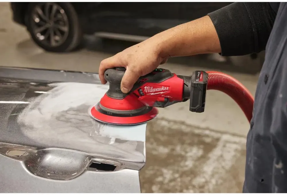 Аккумуляторная эксцентриковая шлифовальная машина Milwaukee M12 FUEL FROS2.5-502X 4933493648