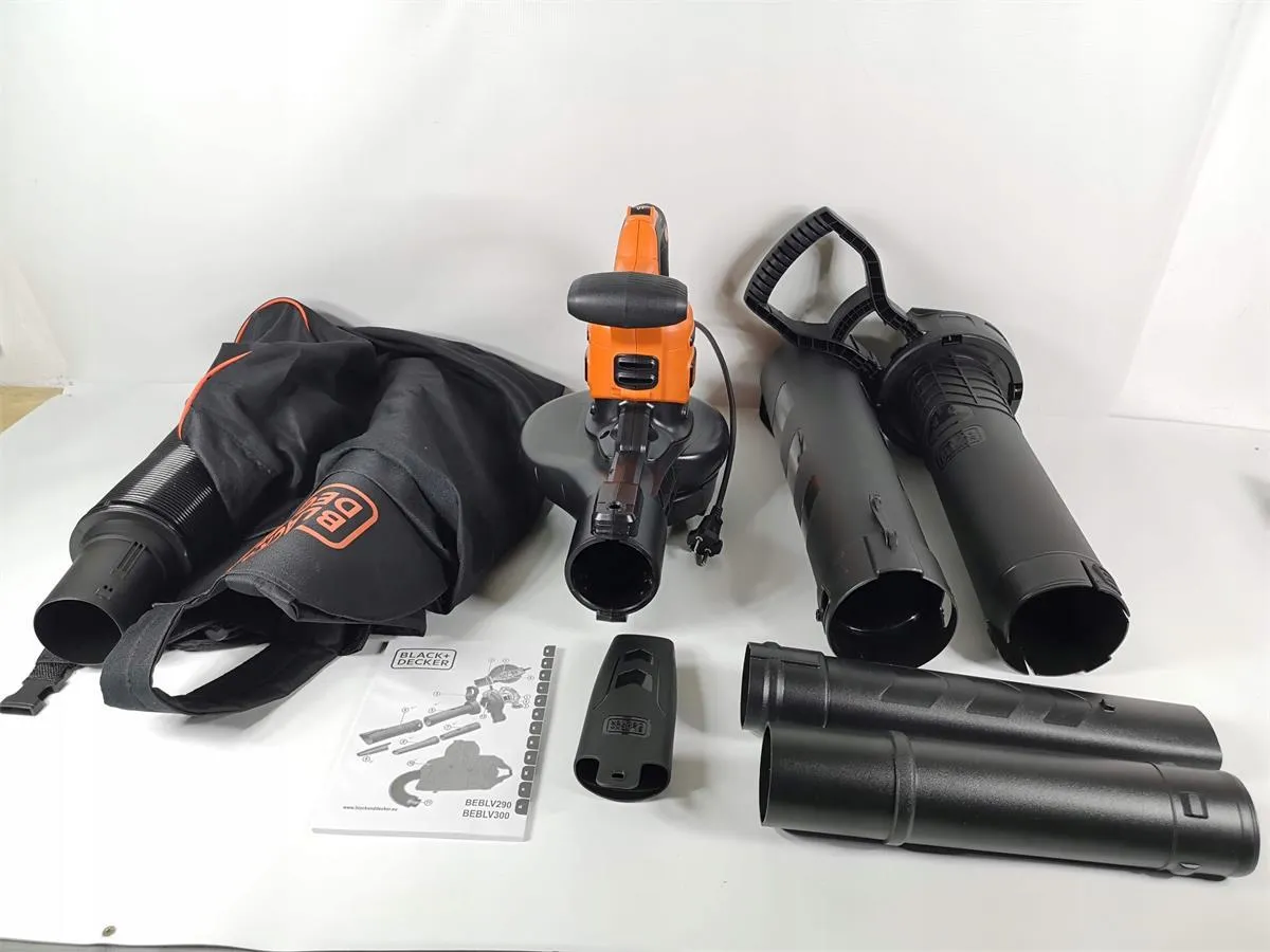 Садовый пылесос воздуходувка Black&Decker BEBLV300-QS