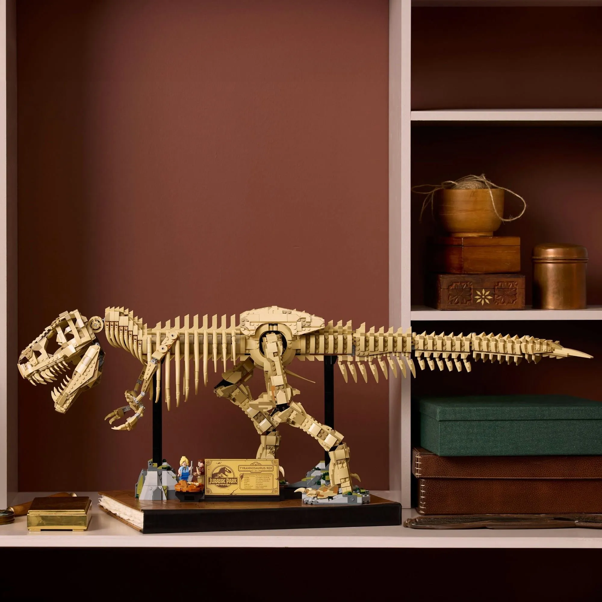 Конструктор LEGO Jurassic World 76968 Скелеты динозавров: тираннозавр