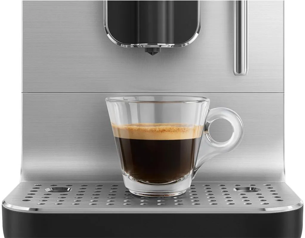 Кофемашина Smeg BCC12, черная