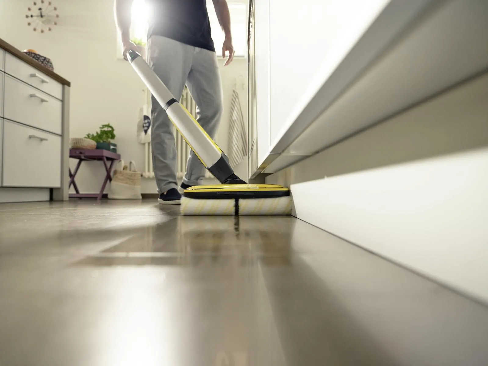 Пароочиститель KARCHER FC 7 1.055-730.0