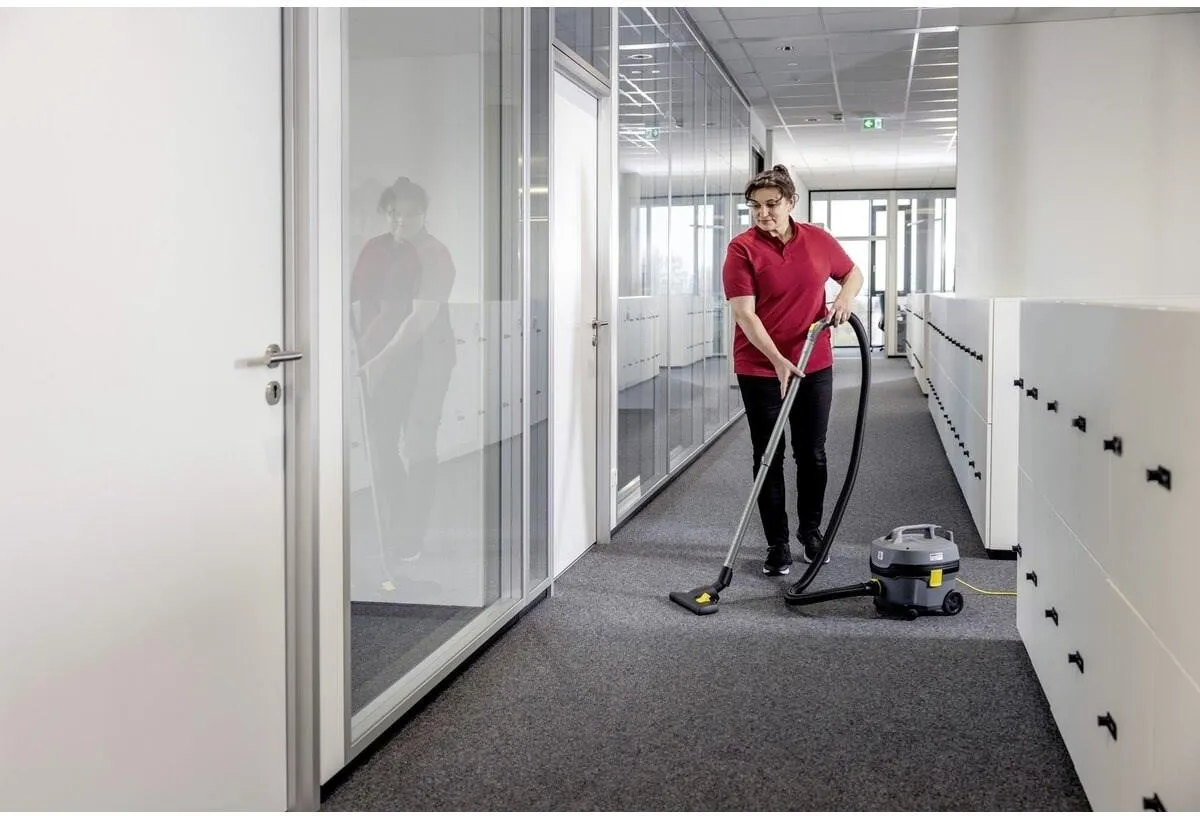 Пылесос KARCHER Professional T 7/1 Classic 1.527-191.0