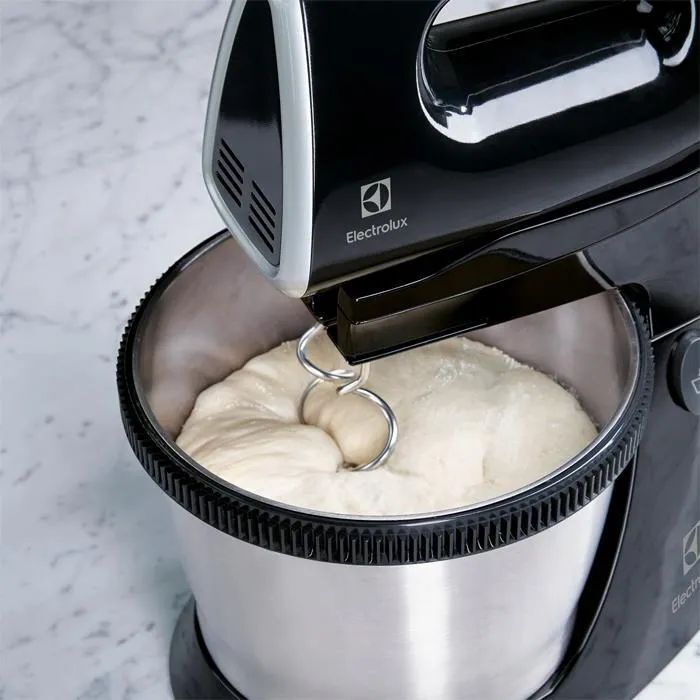 Стационарный миксер Electrolux Love Your Day ESM3310