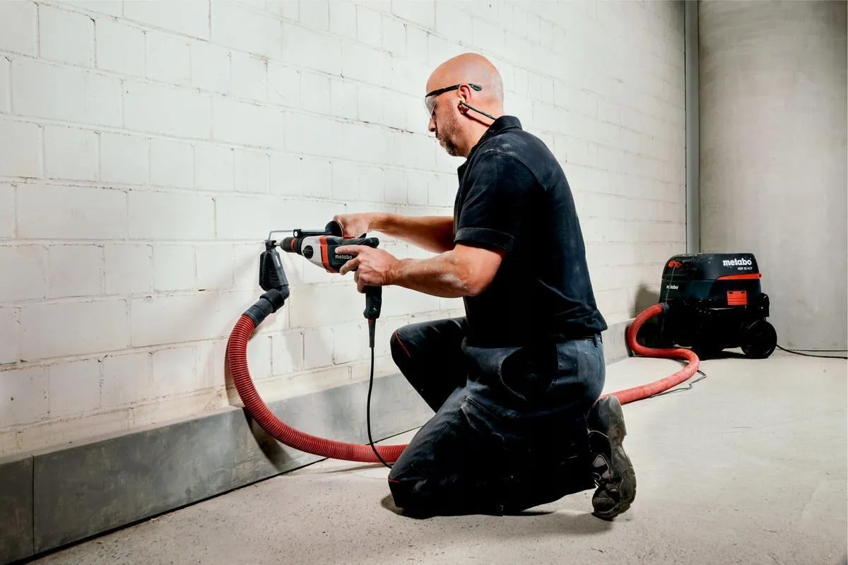 Ударная дрель Metabo SBEV 1100-2 S 1100 Вт