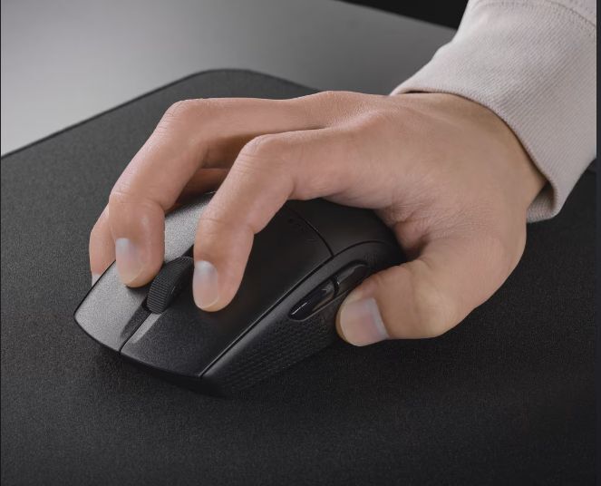 Беспроводная игровая мышь Corsair M55 WIRELESS (CH931F000WW)