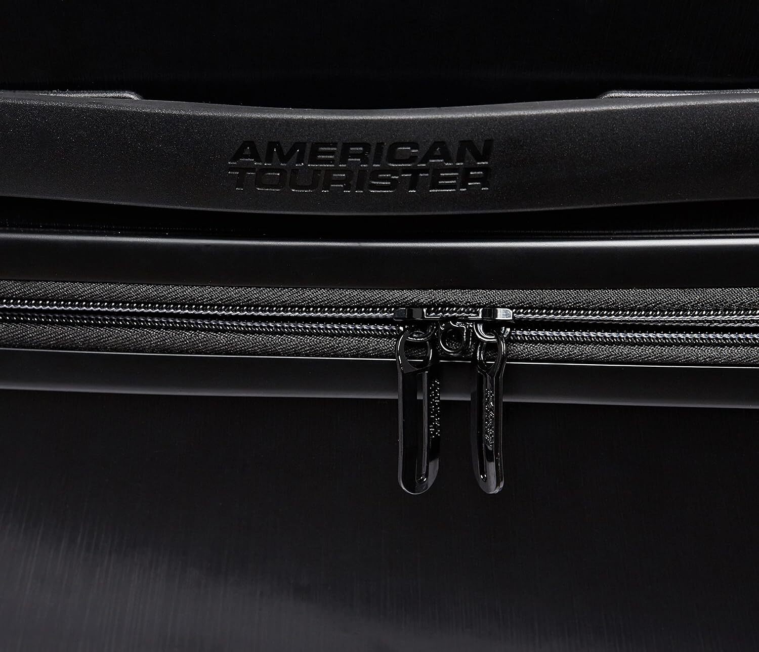 American Tourister Stratum XLT Чемодан черный