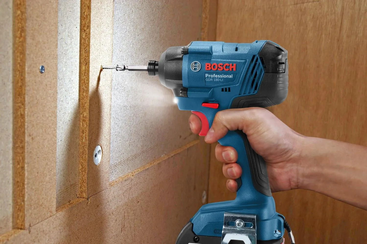 Ударный шуруповёрт Bosch GDR 180-LI Professional 06019G5123
