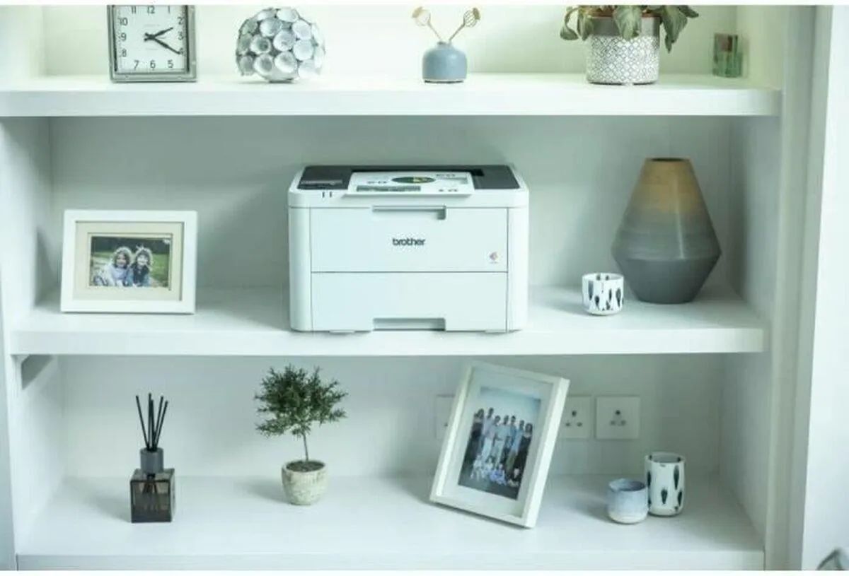 Цветной лазерный принтер Brother HL-L3220CWE