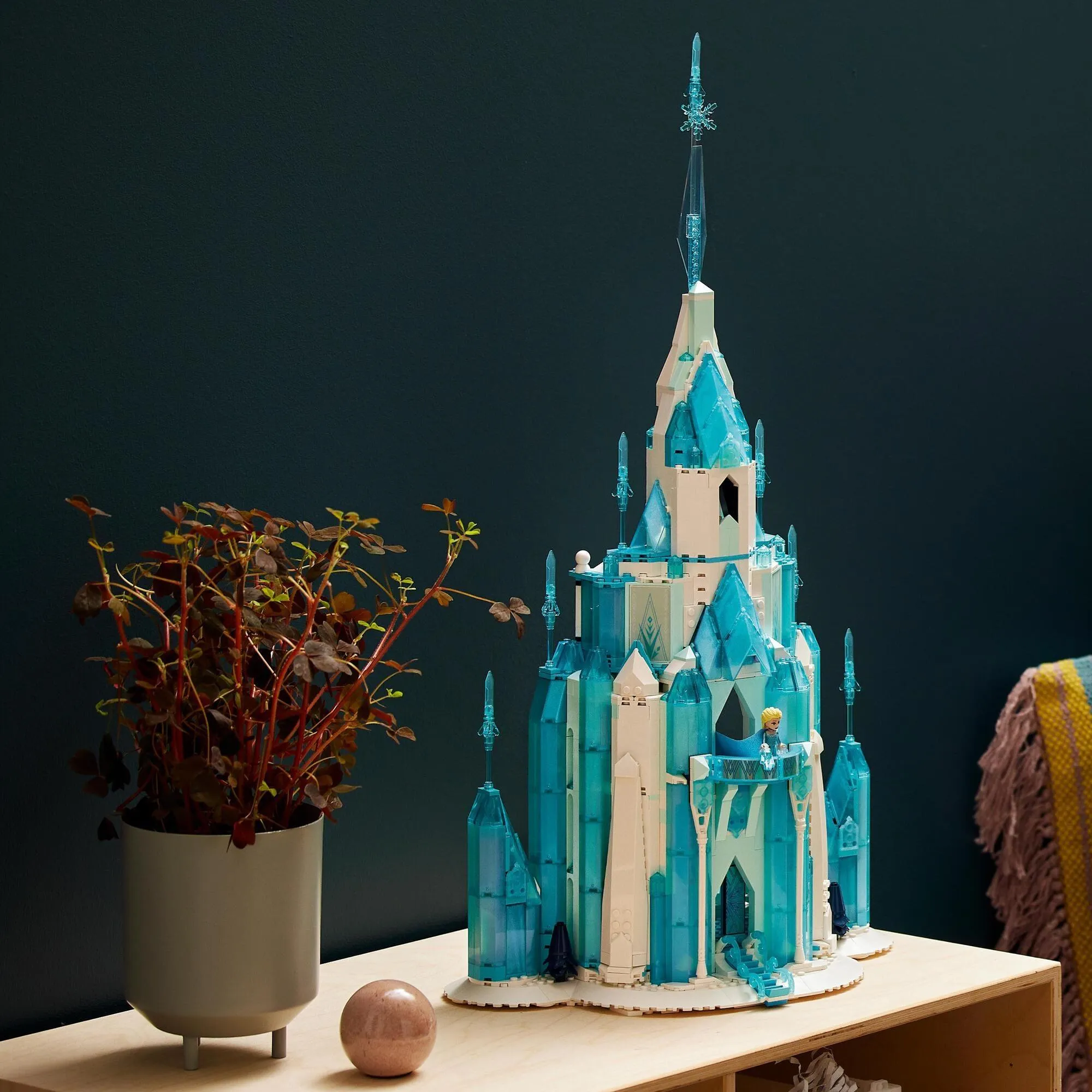 LEGO Disney Frozen 43197 Ледяной замок