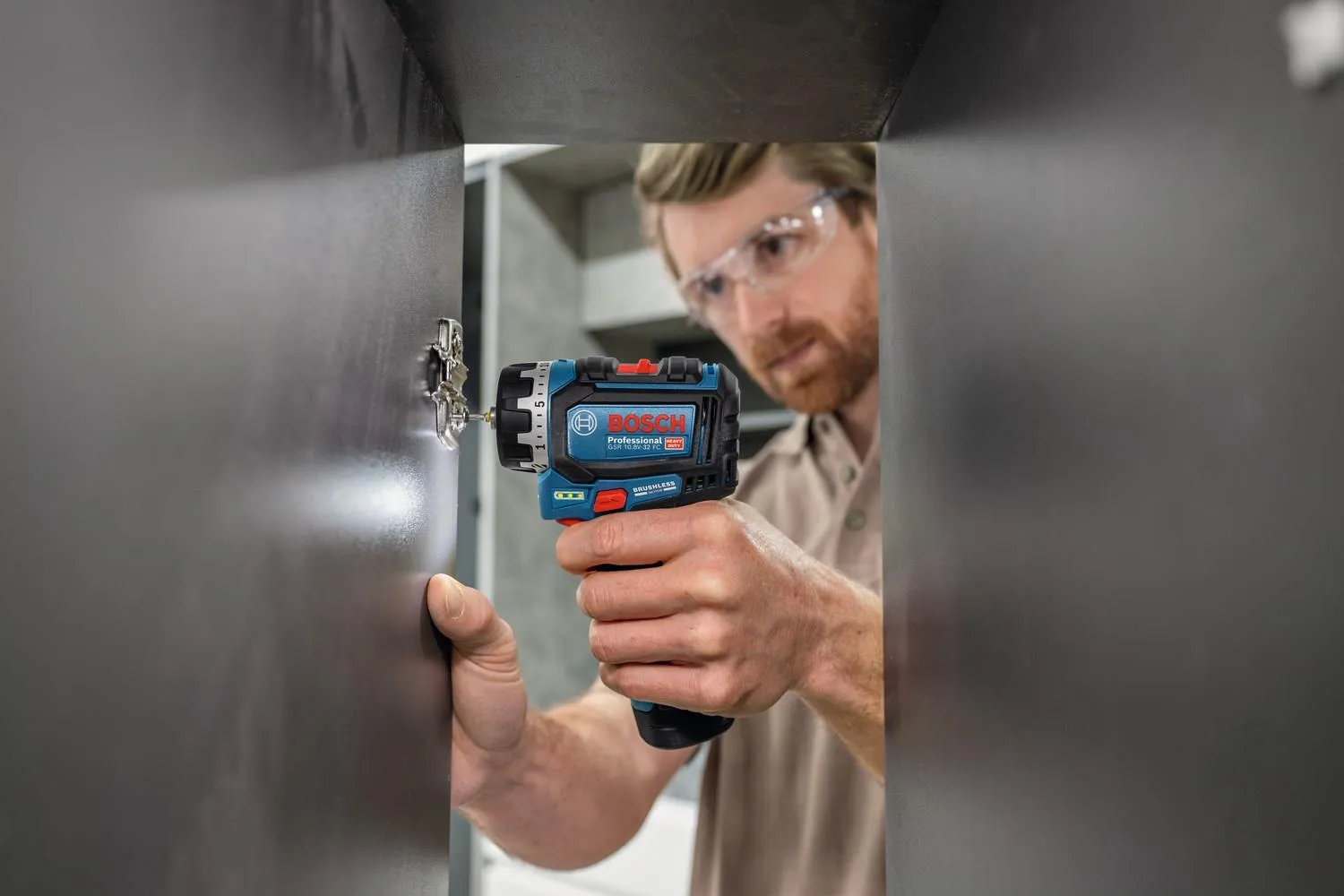 Дрель-шуруповёрт Bosch GSR 12V-32 FC Professional 06019N7101