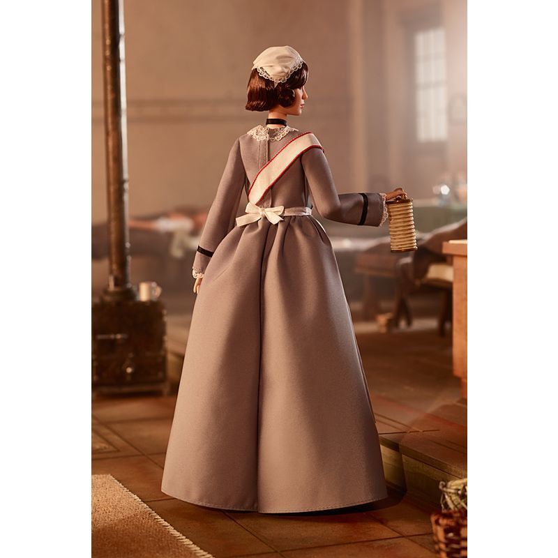 Кукла Barbie Florence Nightingale Inspiring Women (Барби Флоренс Найтингейл - Вдохновляющие Женщины)