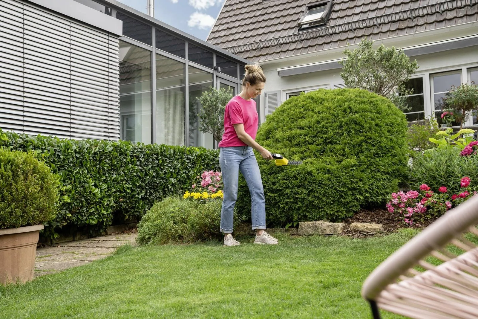 Аккумуляторные ножницы для травы и кустов Karcher GSH 4-4 Plus 1.445-320.0
