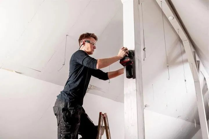 Эксцентриковая аккумуляторная шлифмашина Metabo SXA 18 LTX 125 BL