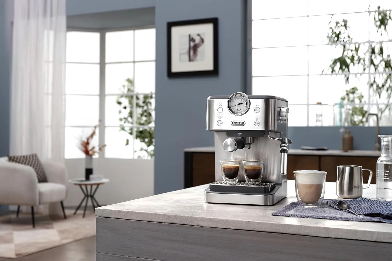 Кофемашина рожковая De'Longhi Classic EM450.M