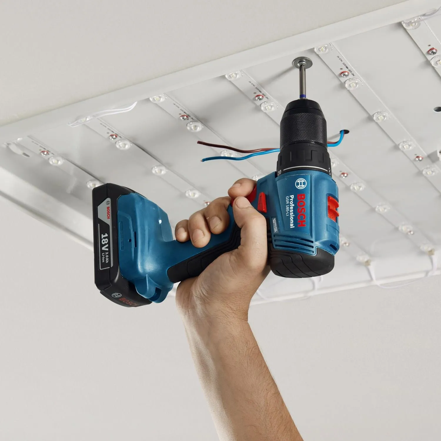 Дрель-шуруповёрт Bosch GSR 185-LI Professional 06019K3003