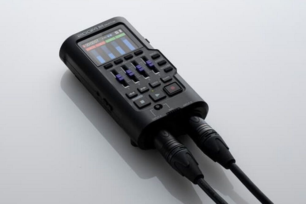 Рекордер Zoom R4 MultiTrak 32-bit Float