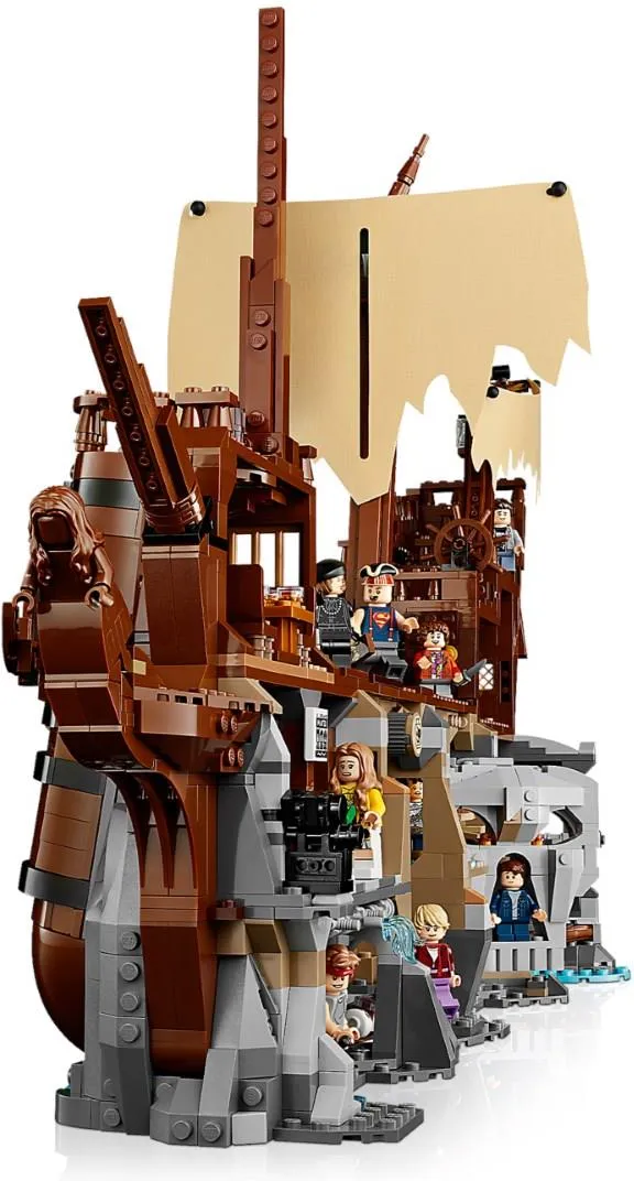 LEGO Ideas 21363 «Балбесы» (The Goonies)